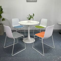 Ghế tựa lưng nhựa Brian chân thépGhế tựa lưng nhựa Brian chân thép