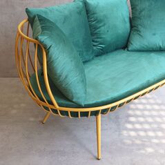 Ghế sofa băng Gaia khung thép