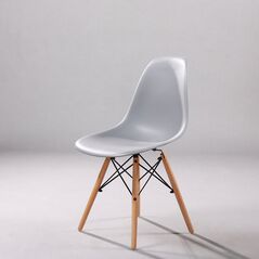 Ghế café Eames chân gỗ