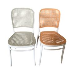 Ghế tựa Thonet nhựa PP đúc