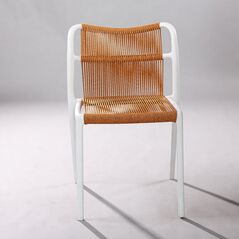 Ghế tựa Karibu khung nhựa đan dây