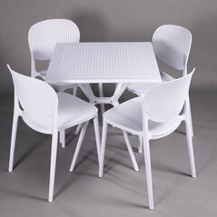 Bộ bàn vuông 2-4 ghế Bryne 01 nhựa PP