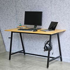 Bàn làm việc Rec-A có giá treo