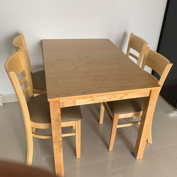 Bộ bàn ăn 4-6-8 ghế Ulsan mặt nệm