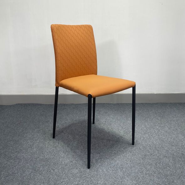 Ghế bọc nệm Plate chân thép