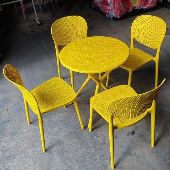 Bàn café X-ter nhựa PP đúc