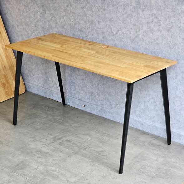 Bàn làm việc Rec-V chân đa giác
